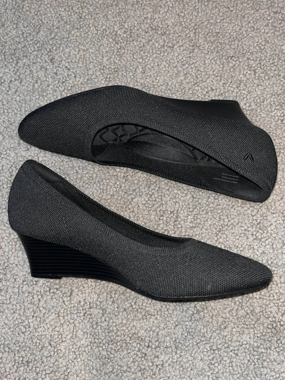 VIVAIA TAMIA WEDGE PRO ALMOND TOE PUMP WEDGE in BLACK - NEW WITHOUT BOX - 41.5